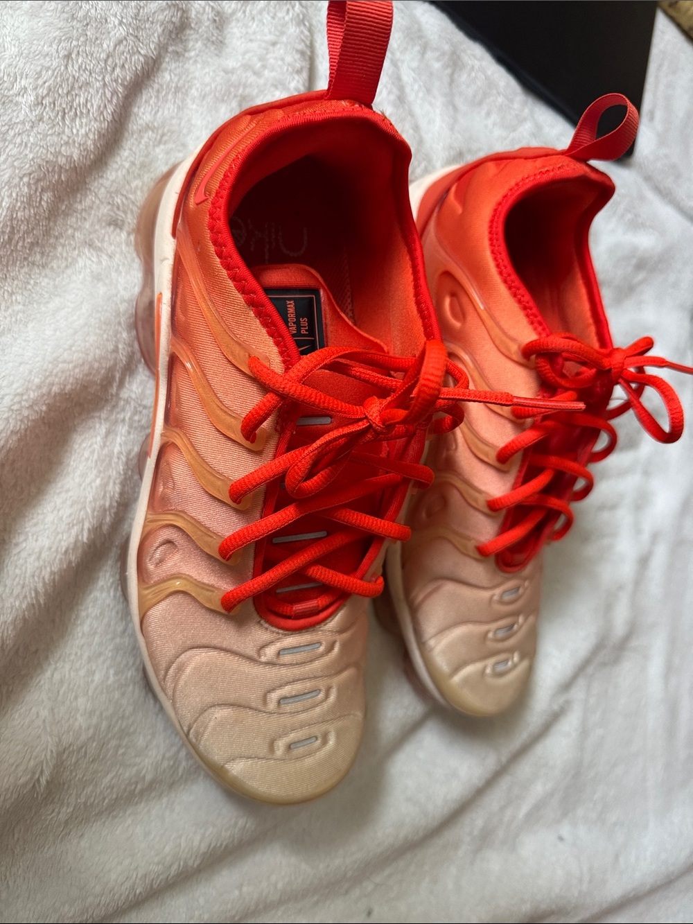 Nike AirMax Coral-Red Athletic Sneakers